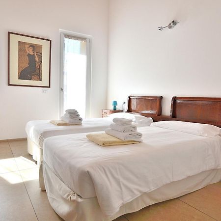 South Apartment With Pool Torri Del Benaco Extérieur photo