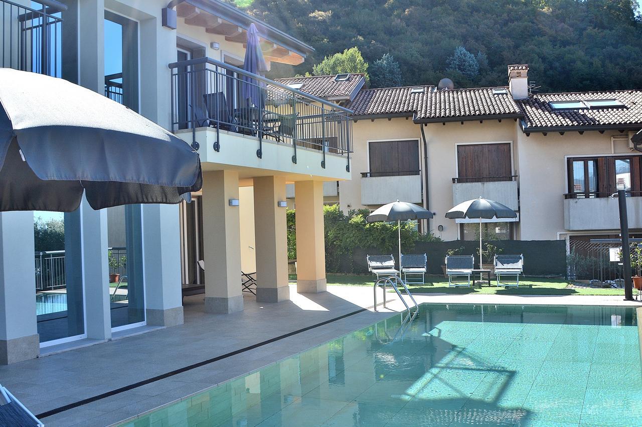 South Apartment With Pool Torri Del Benaco Extérieur photo